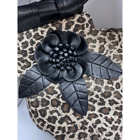 NWT Vintage Y2K Fashion Bug Leopard Print Shoulder Bag w/ Black Flower Accent - Picture 3 of 11